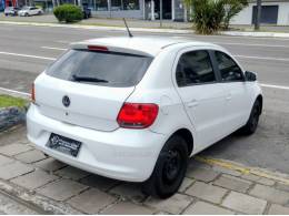 VOLKSWAGEN - GOL - 2015/2015 - Branca - R$ 37.900,00