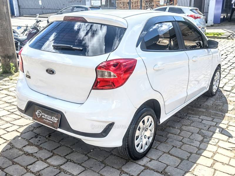 FORD - KA - 2018/2019 - Branca - R$ 45.900,00