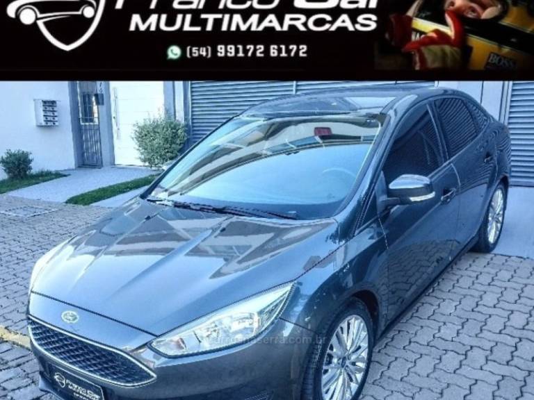 FORD - FOCUS - 2017/2017 - Cinza - R$ 69.900,00