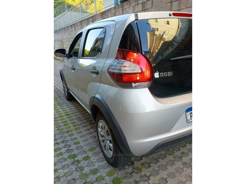 FIAT - MOBI - 2021/2022 - Prata - R$ 52.900,00