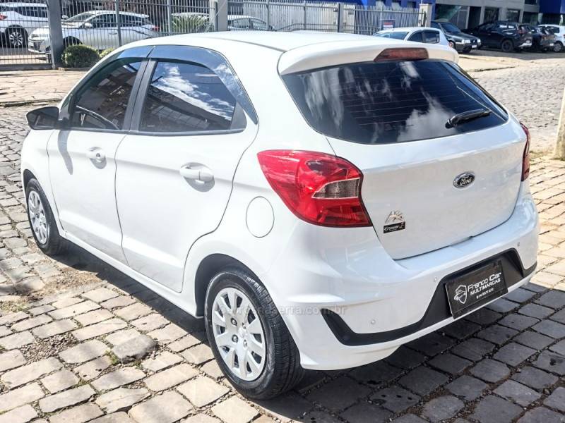 FORD - KA - 2018/2019 - Branca - R$ 45.900,00