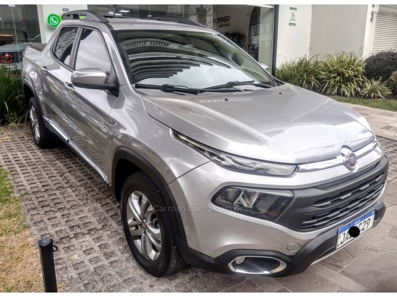 FIAT - TORO - 2020/2021 - Prata - R$ 112.900,00