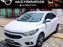 CHEVROLET - ONIX - 2017/2018 - Branca - R$ 59.900,00