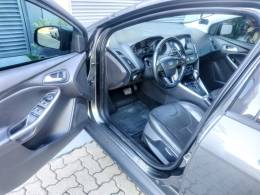 FORD - FOCUS - 2017/2017 - Cinza - R$ 69.900,00