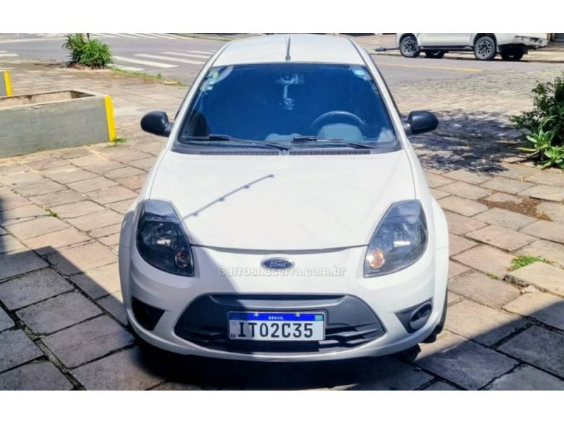 FORD - KA - 2012/2013 - Branca - R$ 26.900,00