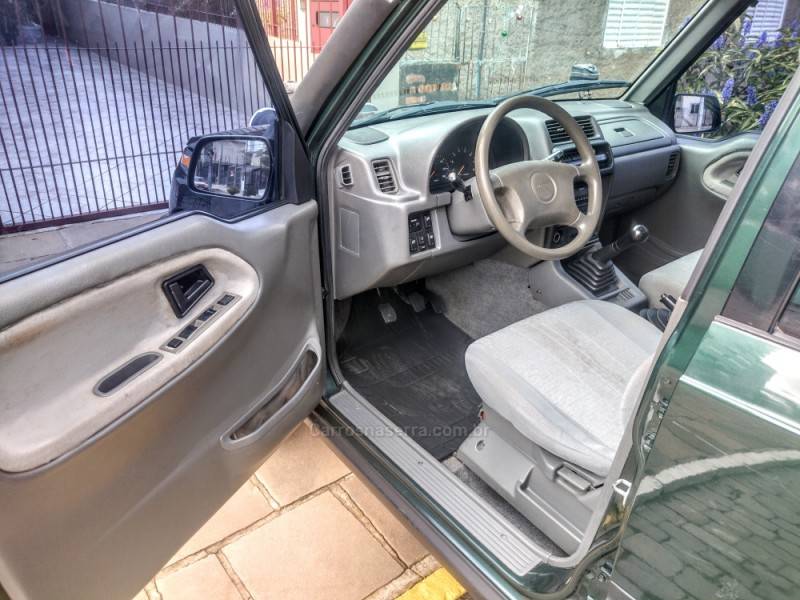 SUZUKI - VITARA - 1998/1998 - Verde - R$ 47.900,00