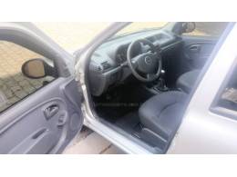 RENAULT - CLIO - 2013/2014 - Prata - R$ 31.900,00