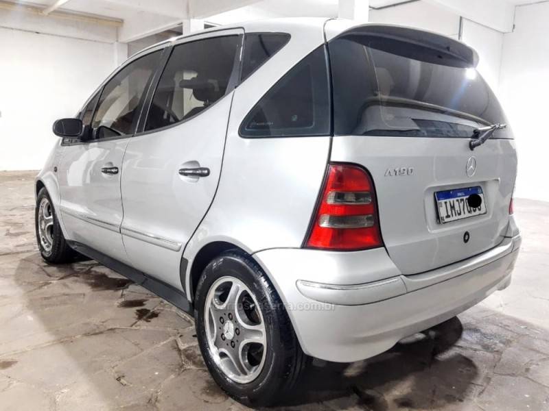 MERCEDES-BENZ - CLASSE A - 2005/2005 - Prata - R$ 22.900,00