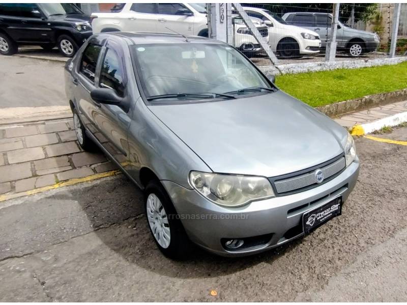 FIAT - SIENA - 2007/2007 - Cinza - R$ 21.900,00