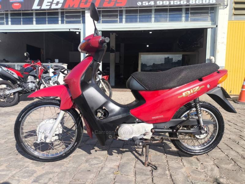 HONDA - BIZ 100 - 2003/2003 - Vermelha - R$ 7.500,00