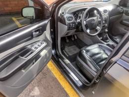 FORD - FOCUS - 2009/2009 - Preta - R$ 37.900,00
