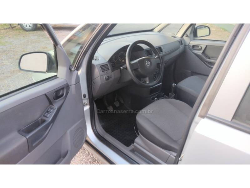 CHEVROLET - MERIVA - 2008/2009 - Prata - R$ 31.900,00