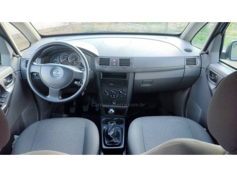 CHEVROLET - MERIVA - 2008/2009 - Prata - R$ 31.900,00