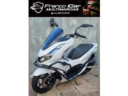 HONDA - PCX - 2024/2025 - Branca - R$ 21.000,00