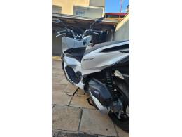 HONDA - PCX - 2024/2025 - Branca - R$ 21.000,00